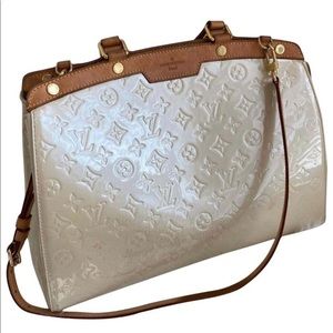 AUTHENTIC Louis Vuitton Brea
